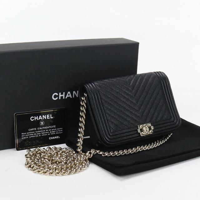 【中古】美品シャネル(CHANEL) ボーイシャネル チェーンウォレット キャビア 32052493 ブラックランク：S us-1 ﾚﾃﾞｨｰｽの通販は 204,990円