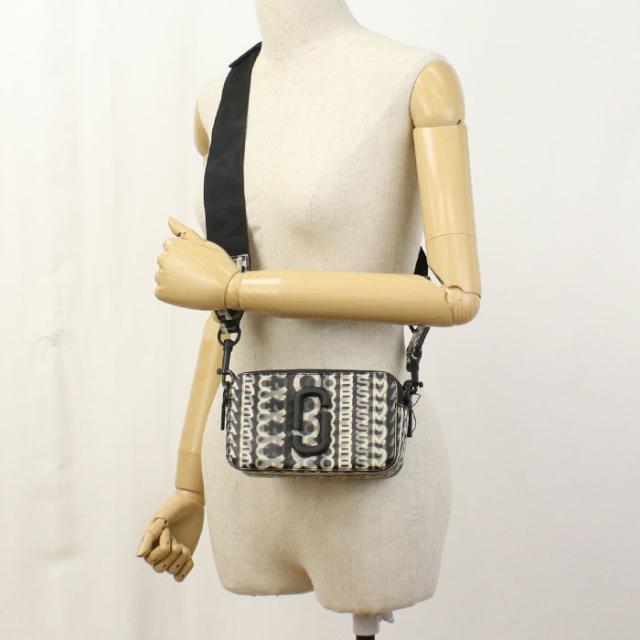 MARC JACOBS マークジェイコブス 斜め掛け ショルダーバッグ 2R3HCR003H01 005 THE SNAPSHOT レディース ブラック_5