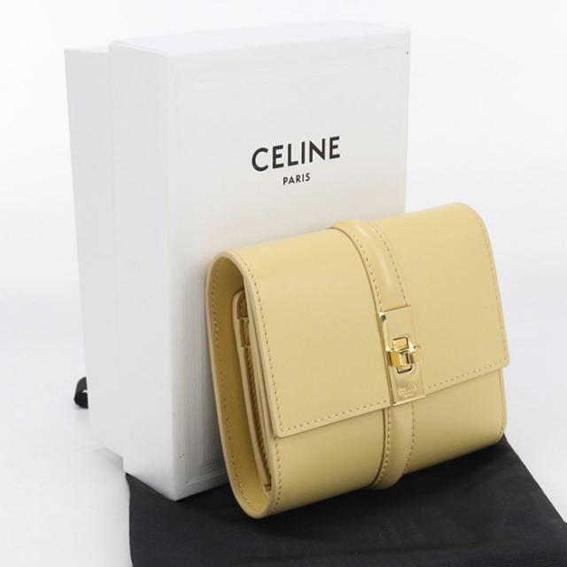 中古良品CELINE セリーヌ 三つ折り財布 10F52 3CQ7 スモール　トリフォールドウォレット 16(セーズ) レディース イエロー