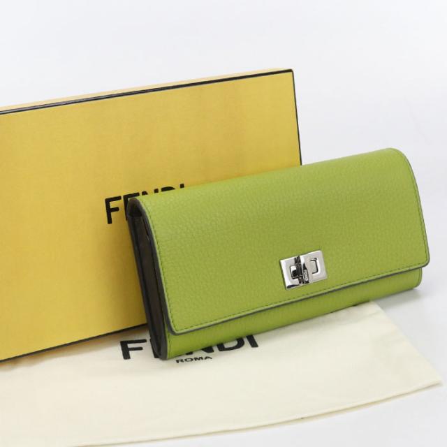 中古良品FENDI フェンディ 長財布ニ折小銭入付き 8M0427 コンチネンタルウォレット ピーカブー レディース グリーン