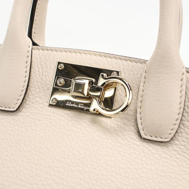 中古良品FERRAGAMO フェラガモ ハンドバッグ 21 H288 2WAY ガンチーニ レディース アイボリー_3