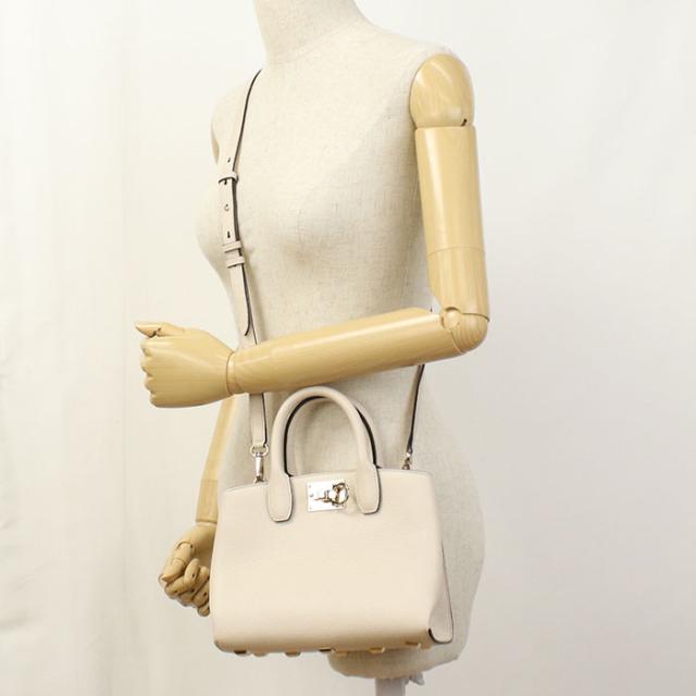 中古良品FERRAGAMO フェラガモ ハンドバッグ 21 H288 2WAY ガンチーニ レディース アイボリー_5