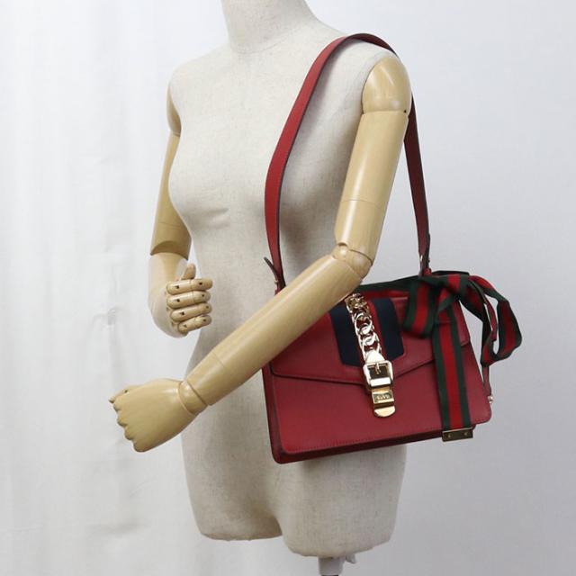 中古良品GUCCI グッチ ショルダーバッグ 421882 シルヴィ レディース レッド_9