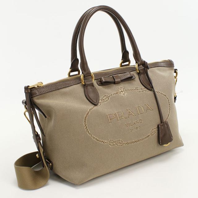 PRADA ベージュ トートバッグ