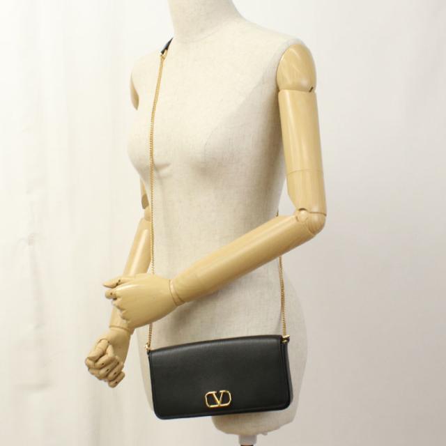 中古良品Valentino ヴァレンチノ 斜め掛け ショルダーバッグ 2W2P0Y63SNP チェーン レディース ブラック