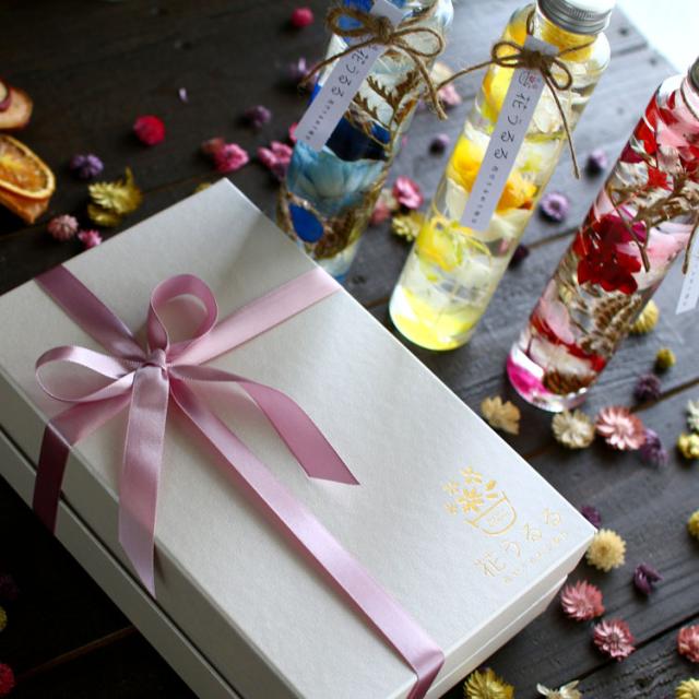 即日発送 送料無料 高級ギフトボックス入り ３本セット ハーバリウム ボトル詰め合わせ プレゼント プリザーブドフラワー ドラの通販はau Pay マーケット 花うるる 花でうるおう毎日