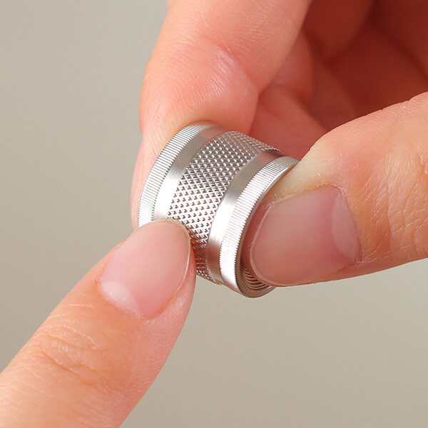 爪やすり 爪鑢 日本製 すり鉢くるくる爪やすり 4個セット 足立工業 送料無料