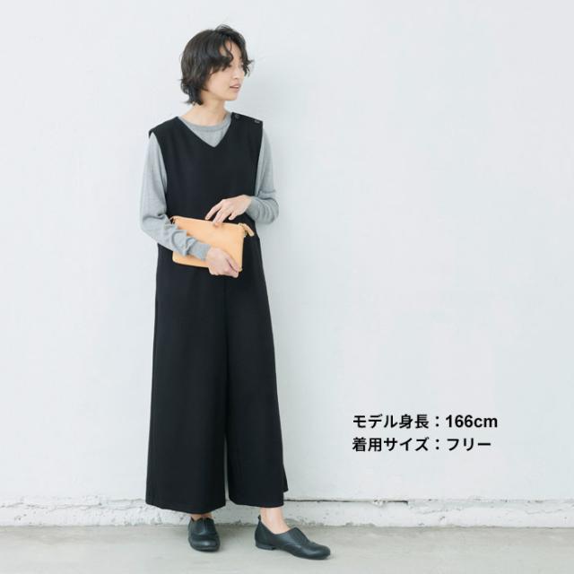 圧縮ウール100％ サロペット 日本製 / サロペ パンツ レディース 40代 50代 30代 女性 オールインワン オーバーオール 上品 きれいめ 大人 ラフ 紺 黒 つなぎ Vネック ワイド ウール 大きめ ゆったり ナチュラル 冬 秋 暖かい_15