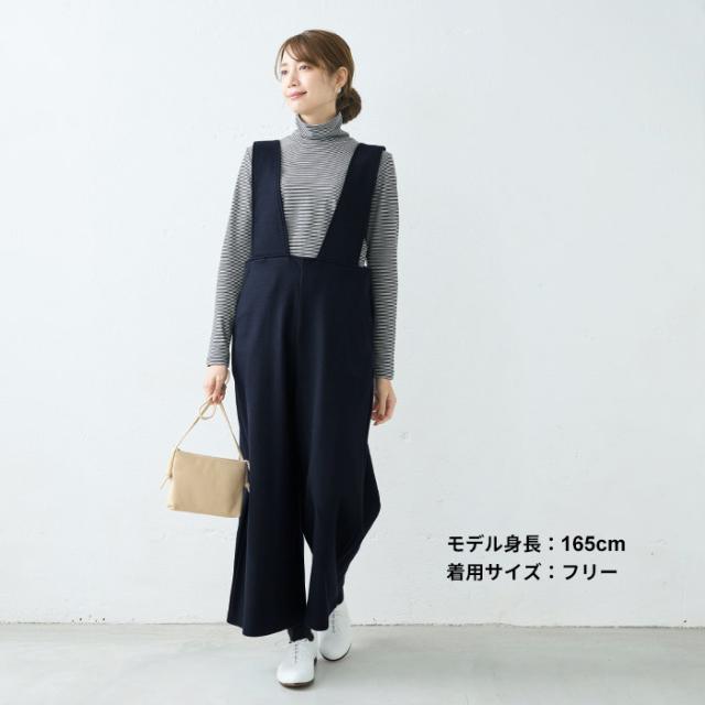 圧縮ウール100% オーバーオール / 日本製 40代 50代 30代 女性 サロペット 上品 きれいめ おしゃれ 大人 ラフ 紺 黒 つなぎ Vネック ワイド ウール 大きめ ゆったり 冬 秋 暖かい フォーマル 食事会 顔合わせ_9