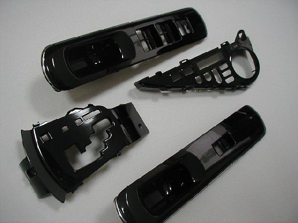 トヨタ純正 インテリアパネル ［ラメ入りピアノブラックパネル4点