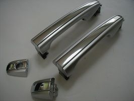 トヨタ純正　コンビメッキドアハンドル [ハーフメッキタイプ交換式ドアノブ・209・1F7・070・3P0・1G3/スマートキー無し]　ｉＱ 10系