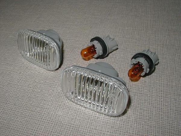 トヨタ純正　サイドクリアマーカー　フランス製リフレクタータイプ/ユーロタイプ　タウンエースノアの通販は 6,125円