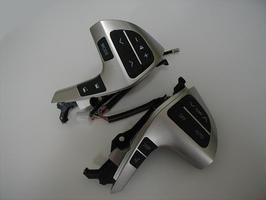 トヨタ純正　ステアリングスイッチ左右　アリオン 260系中期 21,340円