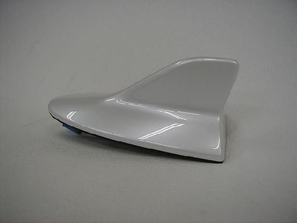 他車流用に レクサス純正 ルーフアンテナ ルーフシャークアンテナ ｌｓ 40系の通販はau Pay マーケット カズネット7