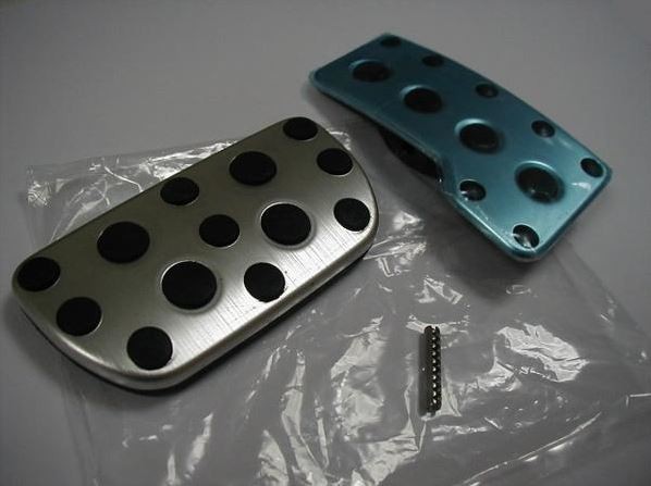 トヨタ純正　アルミペダルセット　ウィッシュ 10系の通販は 8,168円