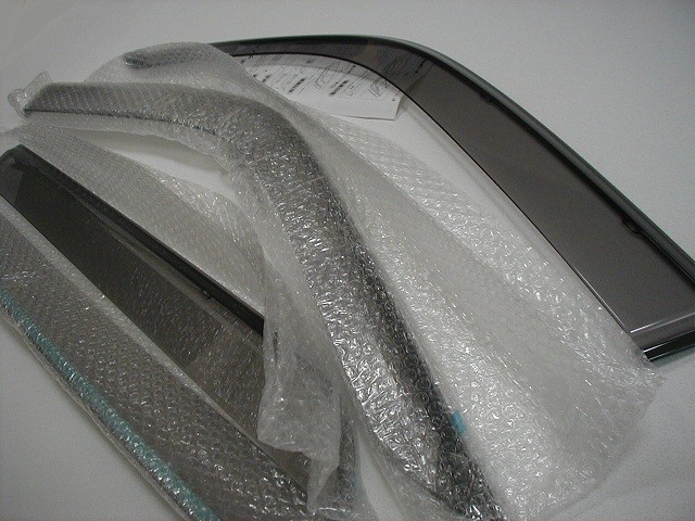 トヨタ純正　サイドバイザー　クラウン コンフォート TSS10