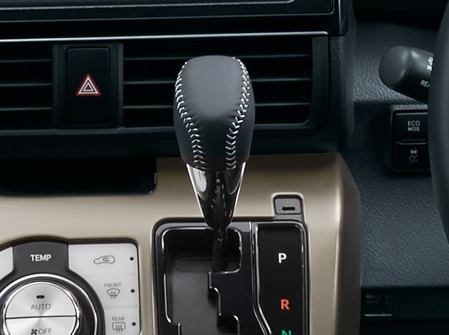 トヨタ純正　本革巻シフトノブ　シエンタ 170系