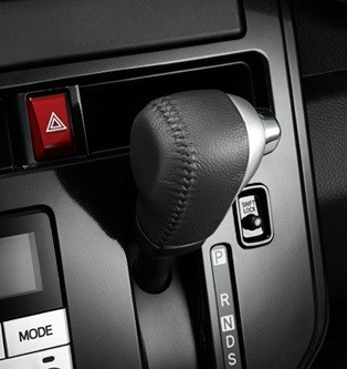 トヨタ純正　本革巻シフトノブ　ルーミー M900A・M910Aの通販は