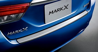 トヨタ純正　リヤバンパーステップガード　マークＸ 130系中期