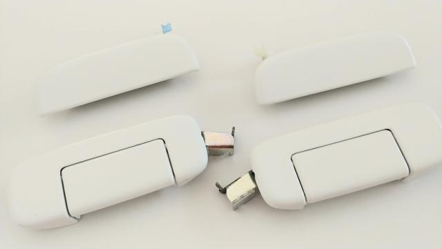 スズキ純正　カラードアウトサイドドアハンドル [交換式アウタードアノブ]　エブリイバン DA17V_1