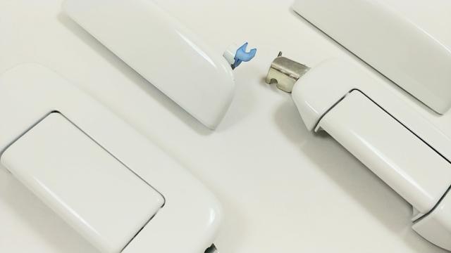 スズキ純正　カラードアウトサイドドアハンドル [交換式アウタードアノブ]　エブリイバン DA17V