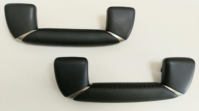 他車流用に! レクサス純正 革巻きアシストグリップ (ステッチ+金属調加飾