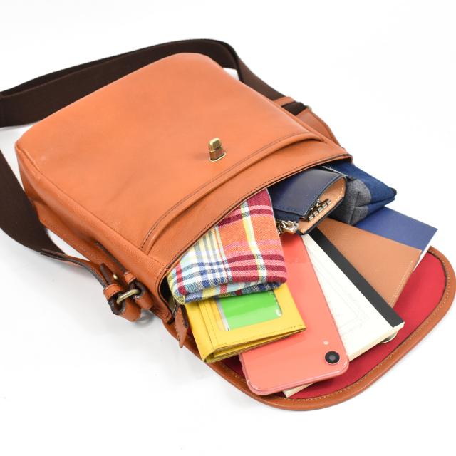 Dakota Black Label ダコタ ブラックレーベル シェルブール 本革 メンズ ショルダーバッグ ショルダーバック 斜めがけ バッグ 斜の通販はau Pay マーケット カバンのアイワ