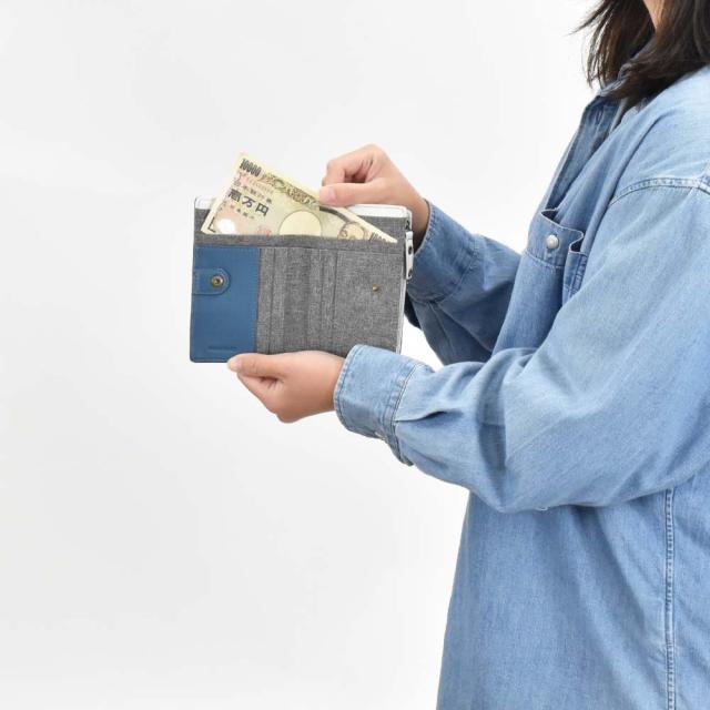 ムスタッシュ２つ折り財布　縦型 moustache 財布 ミドルウォレット ムスタッシュ 二つ折り 縦型