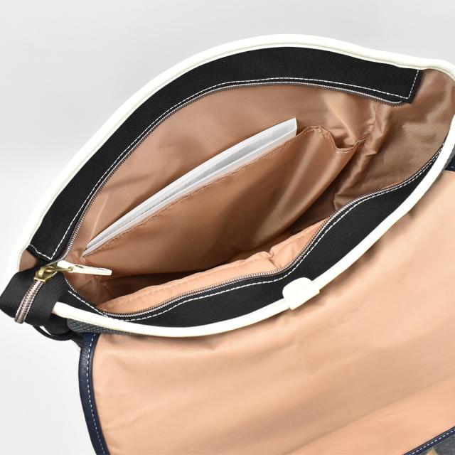 MOUSTACHE ムスタッシュ リュック メンズ レディース B4 18L リュック