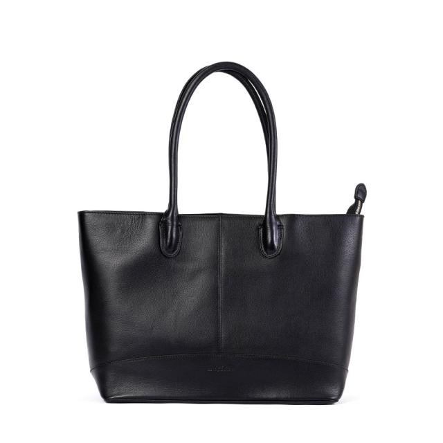 極美品 ジョヤ トートバッグ A4可 肩掛け可 大容量 黒 本革レザー チャーム 良品 ジョヤ トートバッグ A4可 肩掛け可 大容量 黒 本革レザー