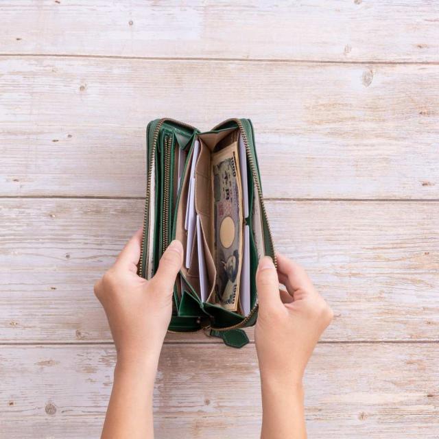 シビラ 財布 sybilla 長財布 ラウンドファスナー型 ムーチョ