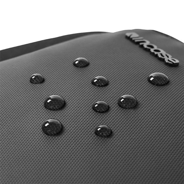 Incase インケース ショルダーバッグ ボディバッグ A.R.C.Crossbody Bag 正規品 メンズ レディース ビジネス ビジネスバッグ 撥水 通勤 通学 人気 おしゃれ 137243053003