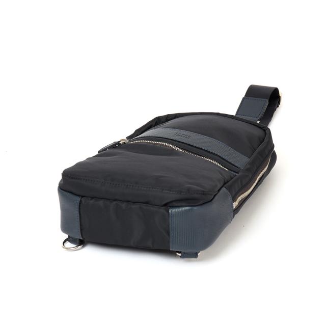 タケオキクチ ボディバッグ ショルダーバッグ TAKEO KIKUCHI グレール