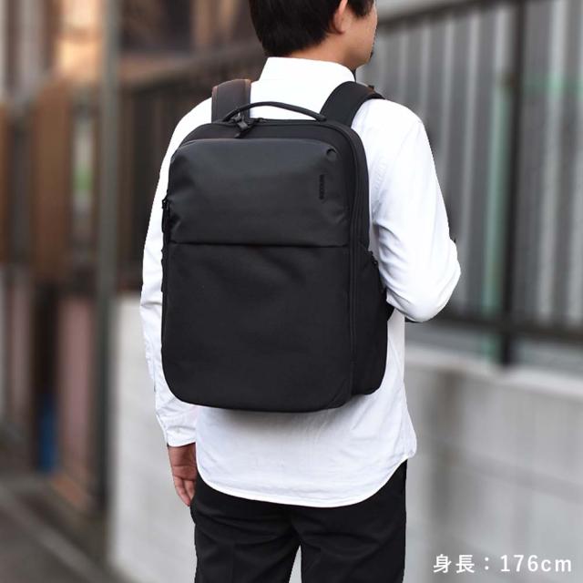 Incase インケース リュック A.R.C. Daypack 正規品 バックパック B4 20.9L メンズ レディース 大容量 A.R.C デイパック PCリュック ビジネスリュック ビジネス 出張 通勤 通学 人気 おしゃれ ARC Daypack