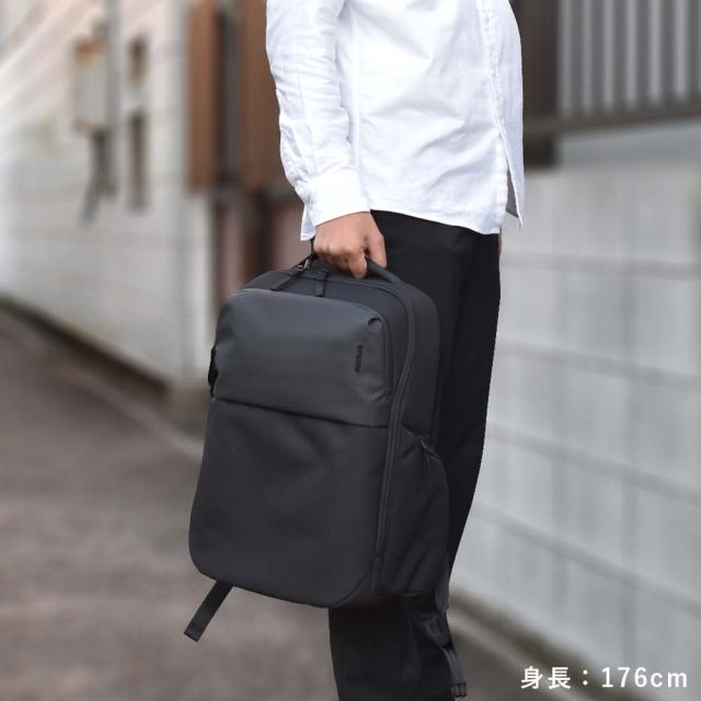 Incase インケース リュック A.R.C. Daypack 正規品 バックパック B4 20.9L メンズ レディース 大容量 A.R.C デイパック PCリュック ビジネスリュック ビジネス 出張 通勤 通学 人気 おしゃれ ARC Daypack
