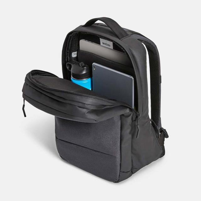 Incase インケース リュック City Backpack 正規品 バックパック B4 2層式 メンズ レディース シティバックパック PCリュック ビジネスリュック ビジネス 通勤 通学 大容量 大きめ 2気室