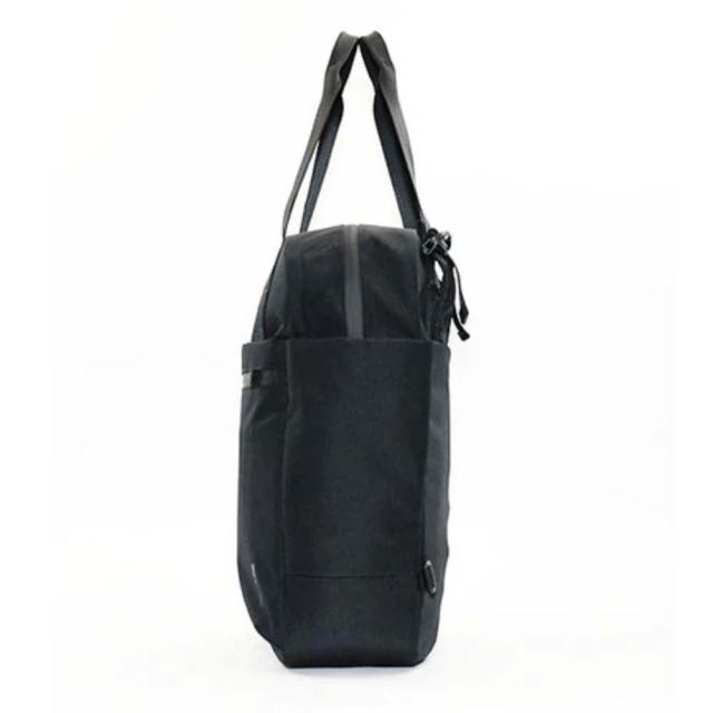 Incase インケース トートバッグ リュック Transfer 2-Way Tote 正規品 2WAY ビジネスバッグ B4 15.1L メンズ レディース トランスファー2WAYトート ビジネス 通勤 通学 人気 おしゃれ