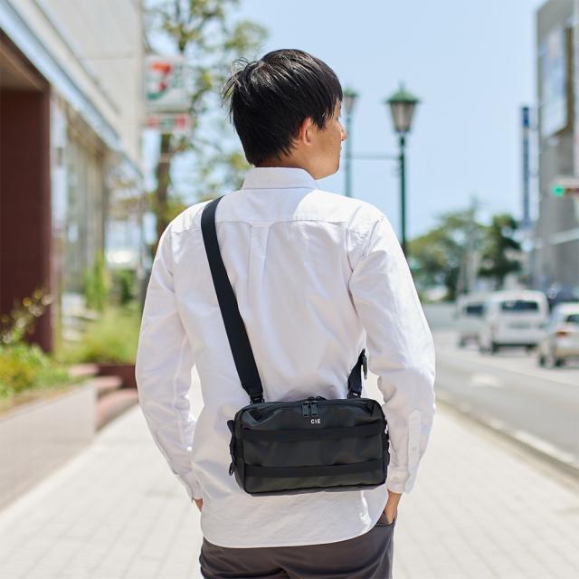 CIE ショルダーバッグ ボディバッグ バッグ シー GRID3 2WAY SLING BAG スリングバッグ メンズ レディース 斜めがけ 斜め掛け ブランド 評判 人気 防水 撥水 おすすめ 正規品 日本製 グリッド3 032057