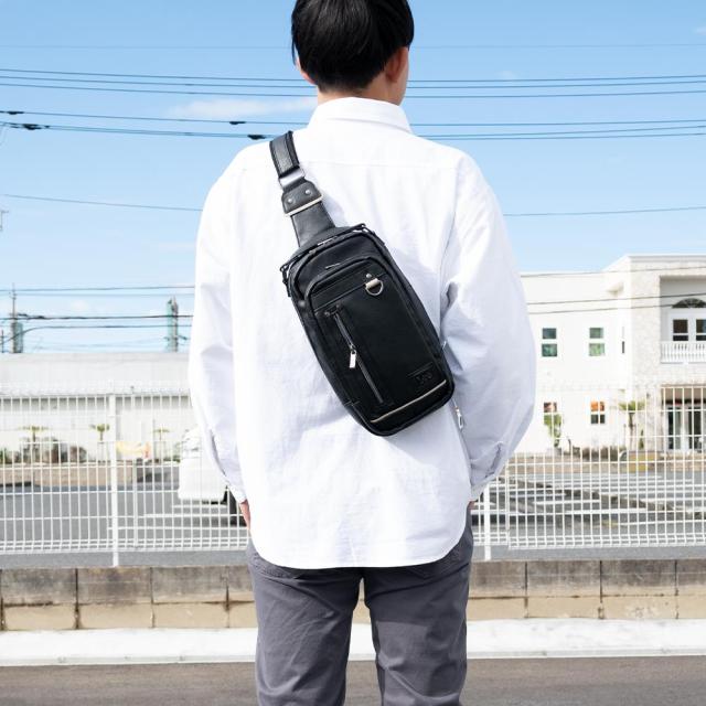 Lee リー ボディバッグ メンズ レディース ブランド ワンショルダー ショルダーバッグ ボディーバッグ ボディバック 斜め掛けバッグ 斜めがけバッグ 男女兼用 人気 かっこいい シンプル おしゃれ 大人 320-3150_1