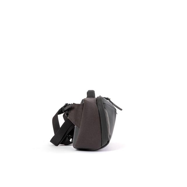 【新品】VICTORINOX ビクトリノックス ボディバッグ ツーリング2.0 VICTORINOX（ビクトリノックス） 公式 スリングバッグ ツーリング2.0