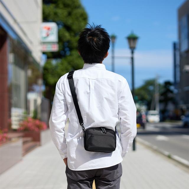ビクトリノックス ショルダーバッグ VICTORINOX 2L アロックス ネロ コンパクト クロスボディバッグ ショルダーバッグ ビジネス バッグ メンズ 斜め掛け 斜めがけ 小さめ 小さい ブランド 612768_1