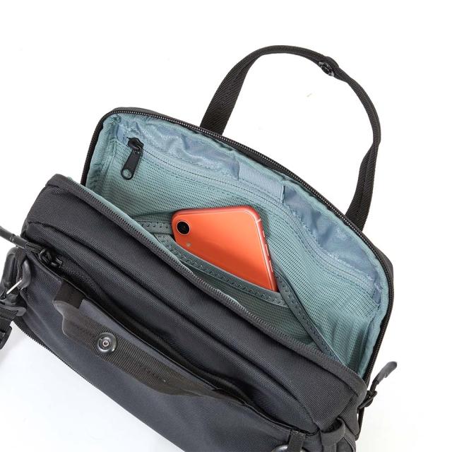 Thule ショルダーバッグ スーリー Subterra 2 Crossbody bag 5L クロス