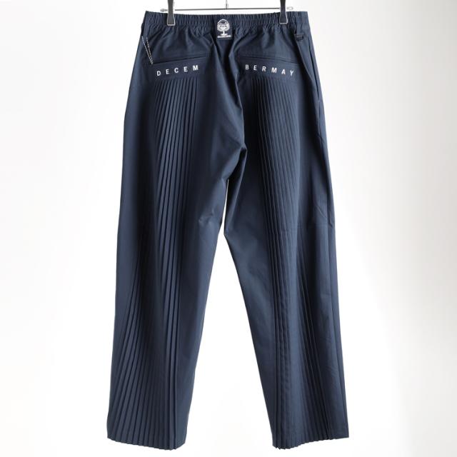 ディセンバーメイ ゴルフ パンツ メンズ テーパード 保温 ブラック L 365日出荷対応 ディセンバーメイ ゴルフ パンツ メンズ ジョガーパンツ ストレッチ 裾リブ テーパード サイドライン 無地 ゴルフウェア  ブランド DECEMBERMAY 1-412-2043 | WEBGOLFSHOP TAKEUCHI