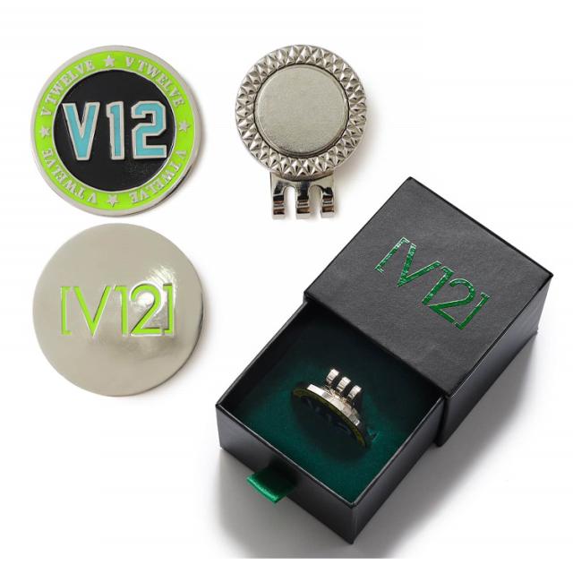V12 ゴルフ マーカー メンズ レディース 台座付き メタルマーカー クリップマーカー BOX入り 箱付き ギフト プレゼント ゴルフウェア ブランド V122420-AC01の通販は 5,544円