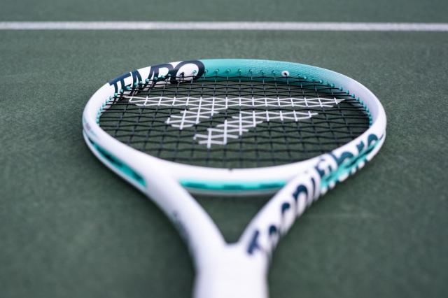 テクニファイバー Tecnifibre 硬式テニスラケット TEMPO 285 V2