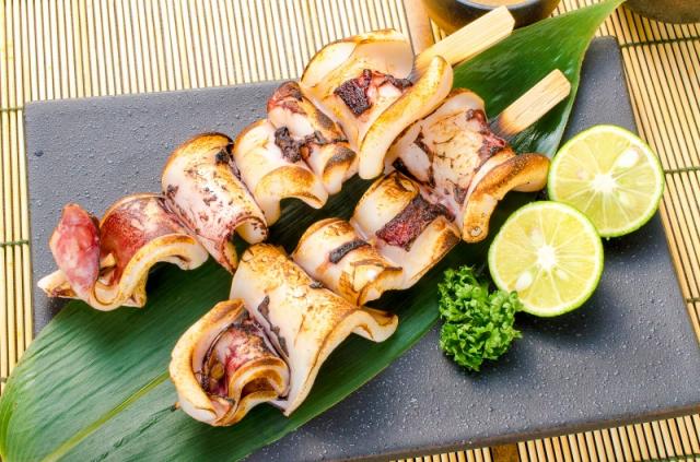 いかおやじ串 イカ串 イカ焼き串10本 ×5パック 1本75〜85g前後 【いか イカ 烏賊 いか串 いかポンポン焼き いかぽっぽ焼き イカポッポ焼き イカのぽっぽ焼き 海鮮串 串揚げ 串焼き バーベキュー BBQ おでん 学園祭 お祭り】の通販は いかおやじ串 イカ串 イカ焼き串10本 ×5パック 1本75〜85g前後 【いか イカ 烏賊 いか串 いかポンポン焼き いかぽっぽ焼き イカポッポ焼き イカのぽっぽ焼き 海鮮串 串揚げ 串焼き バーベキュー BBQ おでん 学園祭 お祭り】の通販は