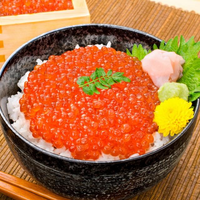 塩イクラ 塩いくら 500g 1箱 鱒いくら 鱒卵 ロシア産の鱒いくらを老舗北海道メーカーが加工 小粒ながら凝縮された旨味 マス いくら いの通販はau Wowma うにカニまぐろなら築地の王様