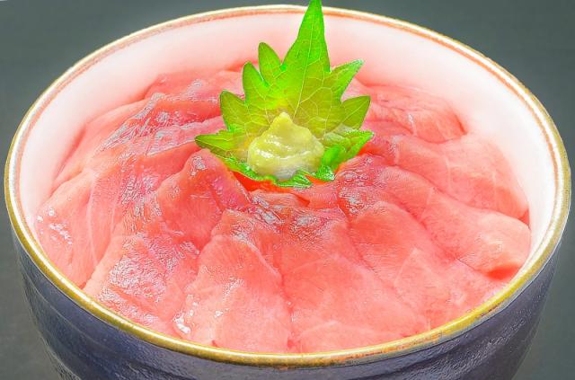 訳あり 本マグロ 本まぐろ 中トロ 切り落とし 合計 1kg 詰め合わせ 形が不揃いなだけで超お得 【訳あり わけあり 訳アリ 本鮪 鮪 まぐろ マグロ クロマグロ 刺身 寿司 海鮮丼 冷凍 築地 豊洲 maguro】_9