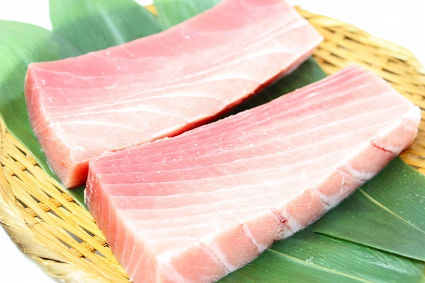 築地の極上！メバチマグロ 中トロ 2kg 築地の王様ブランドまぐろ とろける美味いしさで人気ダントツ1番は中トロ！【鮪 まぐろ マグロ メバチまぐろ めばちまぐろ 目鉢まぐろ 中トロ】_7