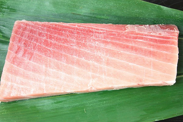 築地の極上！メバチマグロ 中トロ 2kg 築地の王様ブランドまぐろ とろける美味いしさで人気ダントツ1番は中トロ！【鮪 まぐろ マグロ メバチまぐろ めばちまぐろ 目鉢まぐろ 中トロ】_6